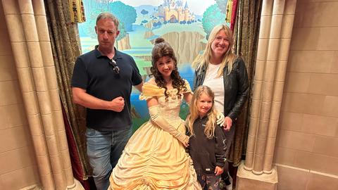 Mit Tobi und Tanja in Disneyland® Paris